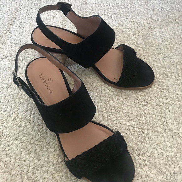 black 2 inch block heel sandals